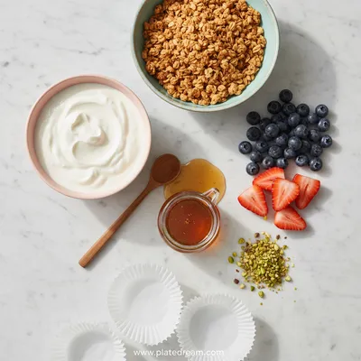 Frozen Yogurt Granola Cups Recipe - cooking process